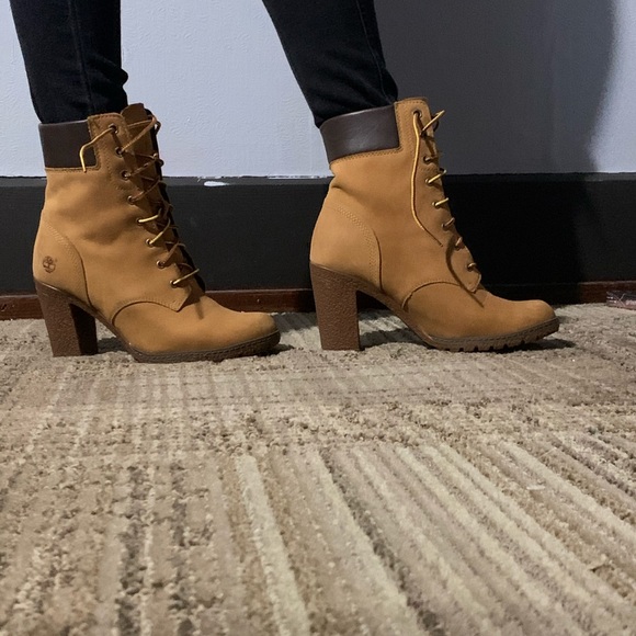 Timberlands - Picture 3 of 3